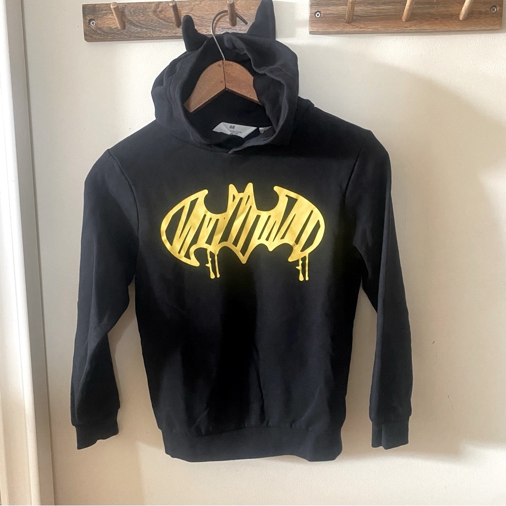 H&M boys hooded sweatshirt batman logo hoodie  size 8/10